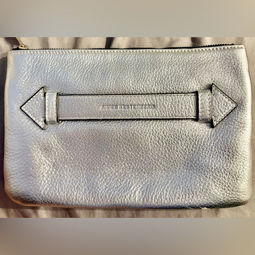 ✨ Aimee Kestenberg Metallic Silver Pebbled Leather Wristlet Clutch